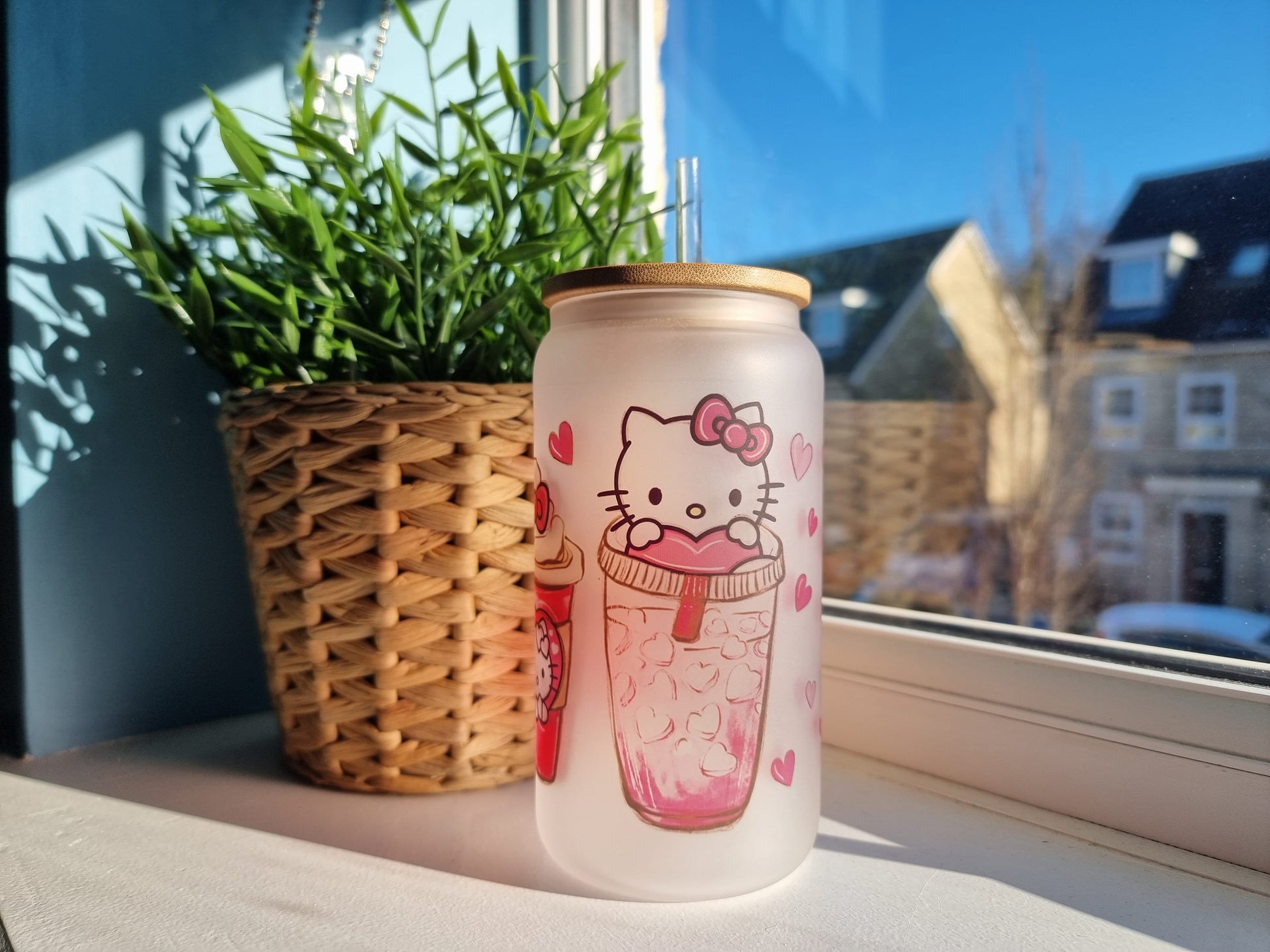 Hello Kitty Easter Bunny Eggs Glass Cup | 16oz libbey Beer can Style Glass  Cup with Bamboo lid + Straw | Birthday Mothers Day gift | chick